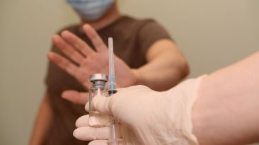 vaccini e scudo penale